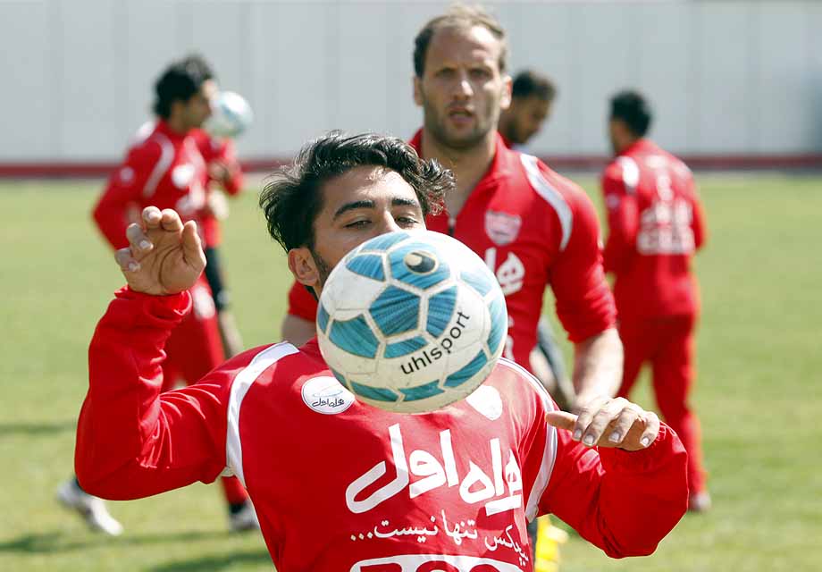 آخرین تمرین سرخپوشان پیش از سفر به عمان برگزار شد آخرین تمرین سرخپوشان پیش از سفر به عمان برگزار شد