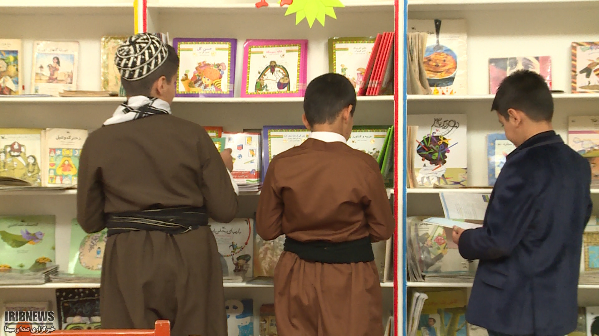 نوجوان مهابادی کتابخوان برگزیده کشوری شد