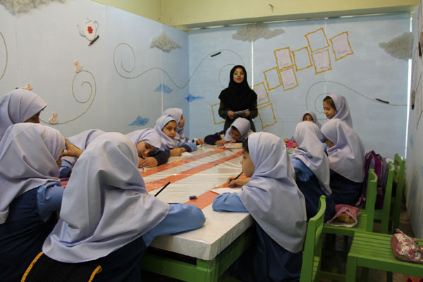 درخشش مربی پاسخگوی ادبی چهارمحال و بختیاری در کشور