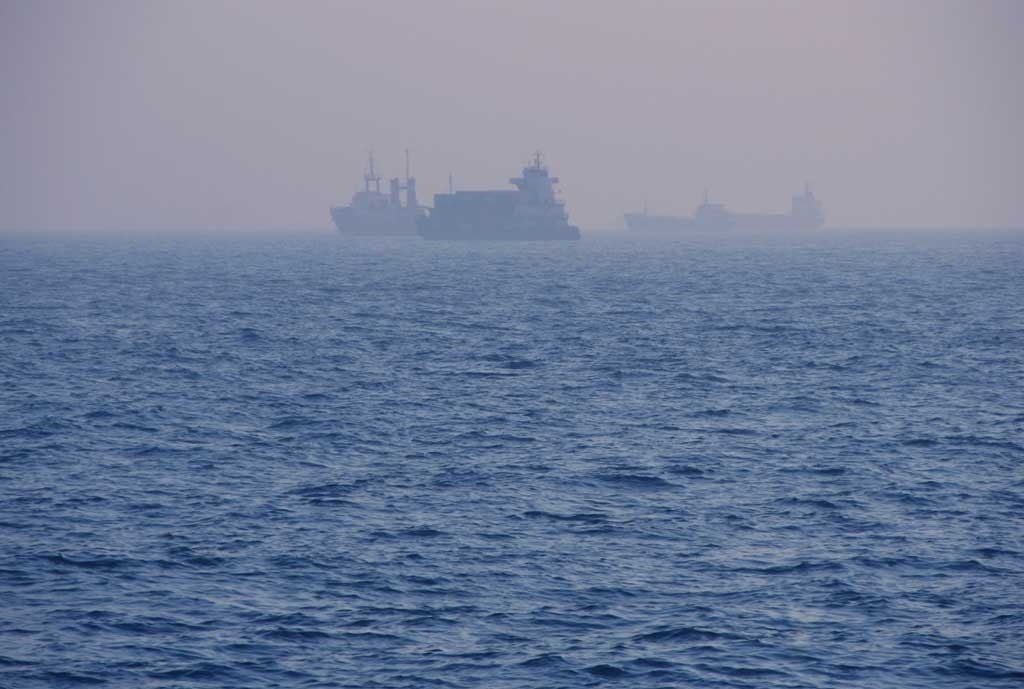 موج و طوفان در شمال غرب خلیج فارس