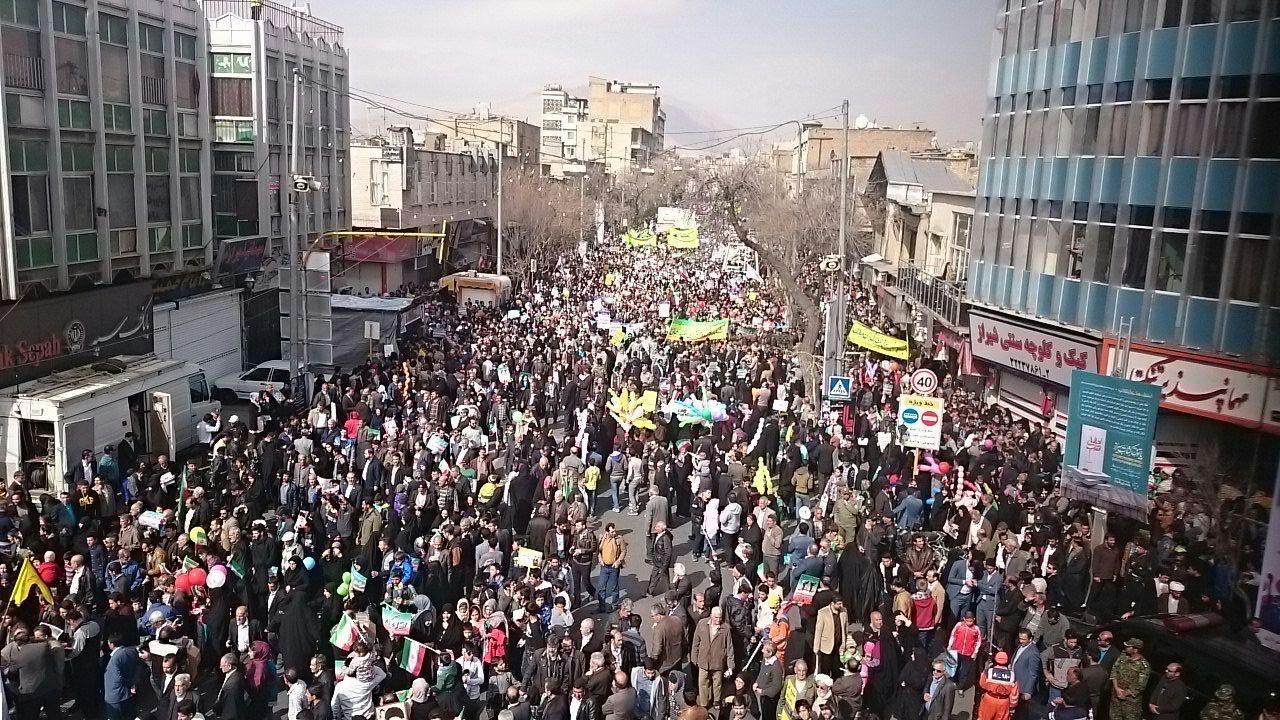 دعوت آیت الله احمد بهشتی برای حضور مردم در راهپیمایی ۲۲ بهمن دعوت آیت الله احمد بهشتی برای حضور مردم در راهپیمایی ۲۲ بهمن