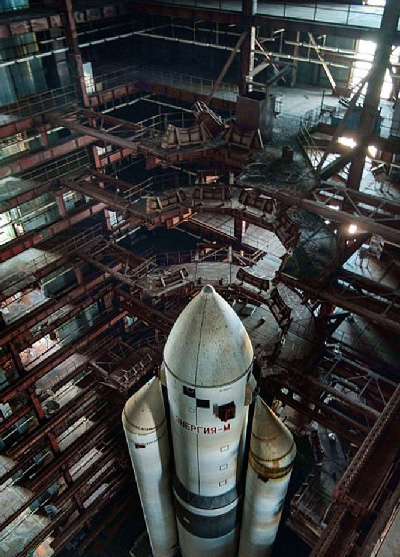 تصاویرپایگاه فضایی متروکه در بایکانور قزاقستان تصاویرپایگاه فضایی متروکه در بایکانور قزاقستان