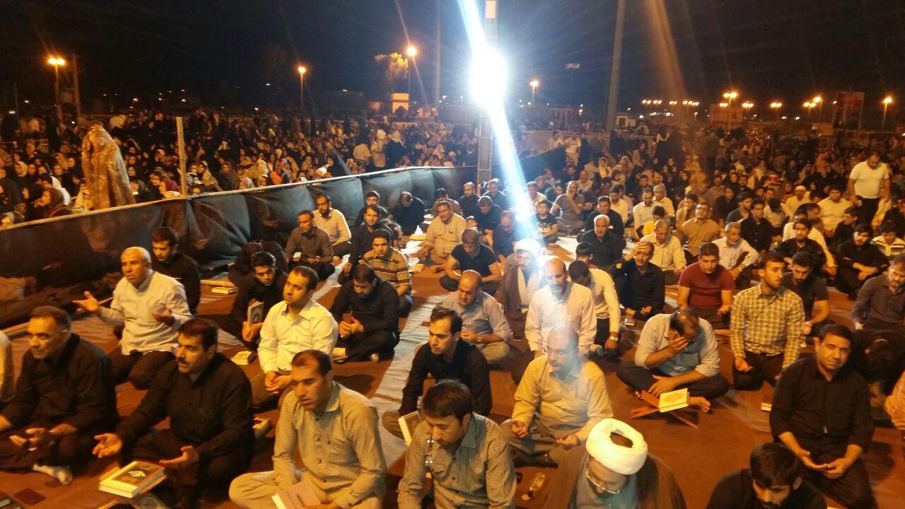 شب زنده داری روزه داران ایلامی در شب شهادت حضرت علی (ع) + فیلم