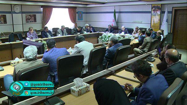 استاندار بر تدوین مدل توسعه خاص استان قم تاکید کرد