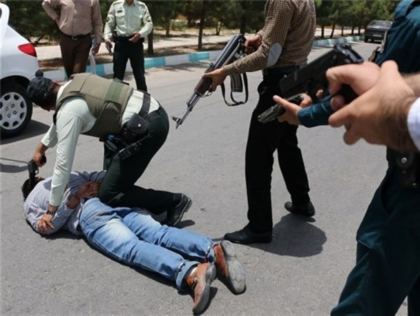 دستگیری سارقات لوازم خودرو