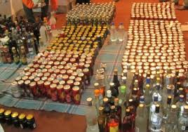 از سقوط از پرتگاه هنگام سلفی گرفتن تا کشف سلاح جنگی+فیلم از سقوط از پرتگاه هنگام سلفی گرفتن تا کشف سلاح جنگی+فیلم