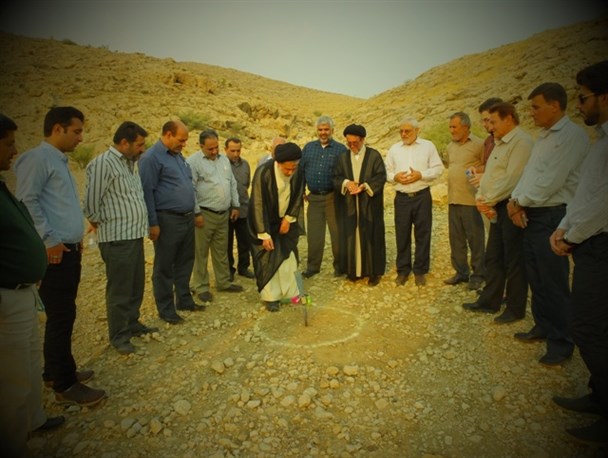اهدائ زمین برای ساخت مسجد در دوگنبدان توسط خیر