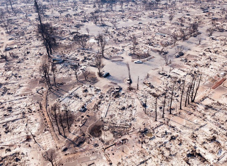 ویرانگرترین آتش سوزی در تاریخ کالیفرنیا