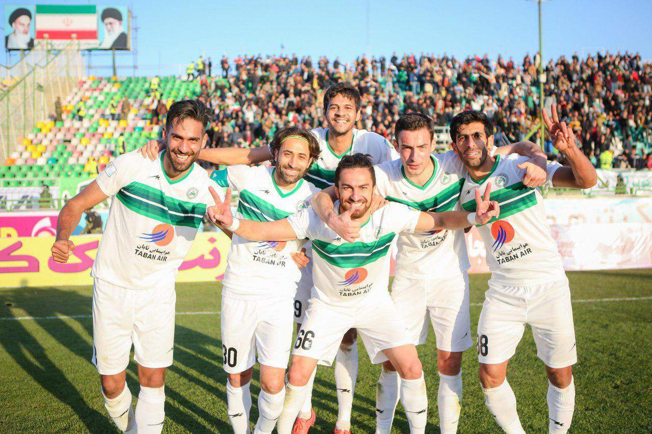 تبریک مسئولان فوتبال کشور به ذوبی های نصف جهان