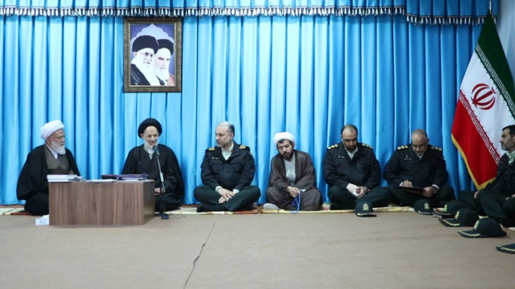 مدیریت استعدادهای کشور و حمایت از کالای ایرانی راه تحقق شعار سال