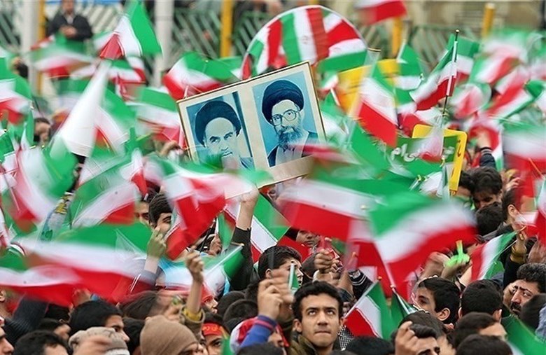 دعوت تولیت آستان مقدس حضرت شاهچراغ (علیه السلام) از مردم برای حضور در راهپیمایی ۲۲ بهمن دعوت تولیت آستان مقدس حضرت شاهچراغ (علیه السلام) از مردم برای حضور در راهپیمایی ۲۲ بهمن