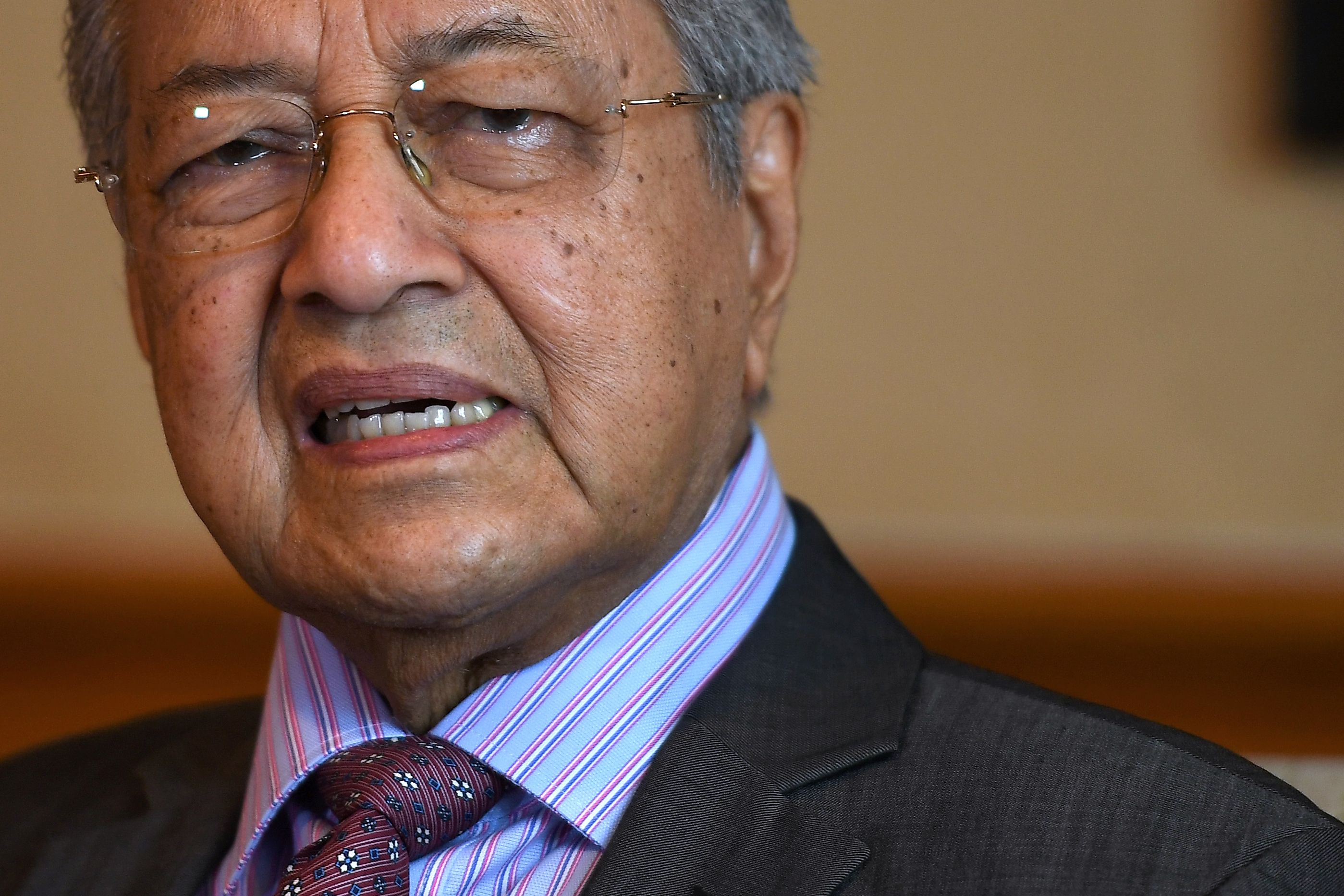 ماهاتیر محمد: از سفر اسرائیلی ها به مالزی استقبال نمی کنیم ماهاتیر محمد: از سفر اسرائیلی ها به مالزی استقبال نمی کنیم