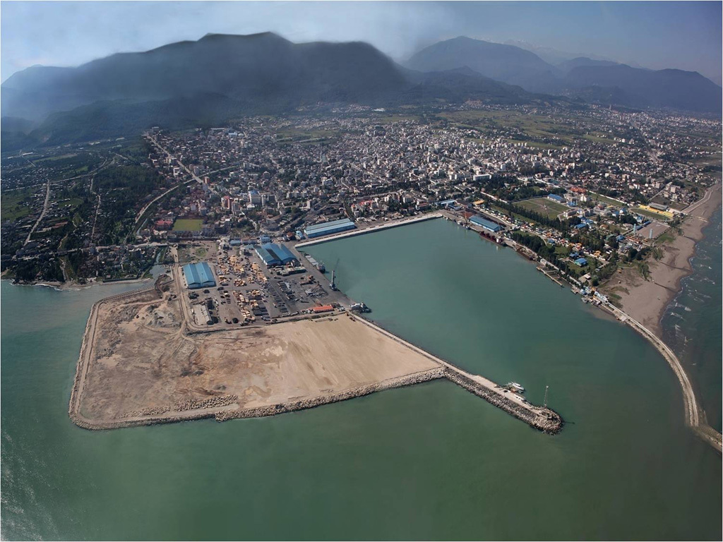 الحاق بنادر کلانتری و بهشتی به منطقه آزاد چابهار رونق اقتصادی در پی دارد الحاق بنادر کلانتری و بهشتی به منطقه آزاد چابهار رونق اقتصادی در پی دارد