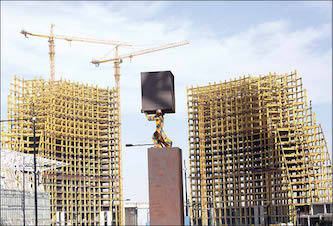 حکایتی از ستون های شکستنی شهر رویایی حکایتی از ستون های شکستنی شهر رویایی