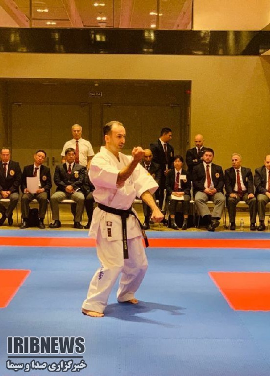 مدرس شیرازی و تدریس فنون کاراته در رقابت‌های جهانی