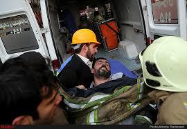 مصدوم شدن آتش نشان ها حین اطفای حریق در سبزوار