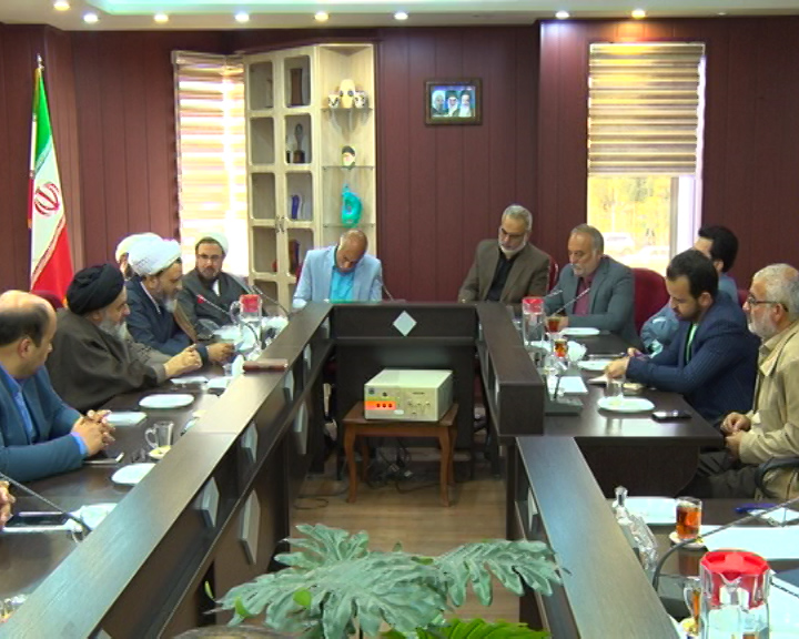 دشمن قصد ضربه زدن به وحدت ملی را دارد