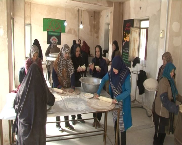 ارسال روزانه هزار قرص نان به مناطق سیل زده استان سیستان و بلوچستان