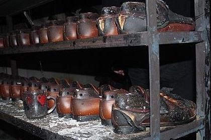 سوختن سه هزار جفت کفش در حادثه حریق سوختن سه هزار جفت کفش در حادثه حریق