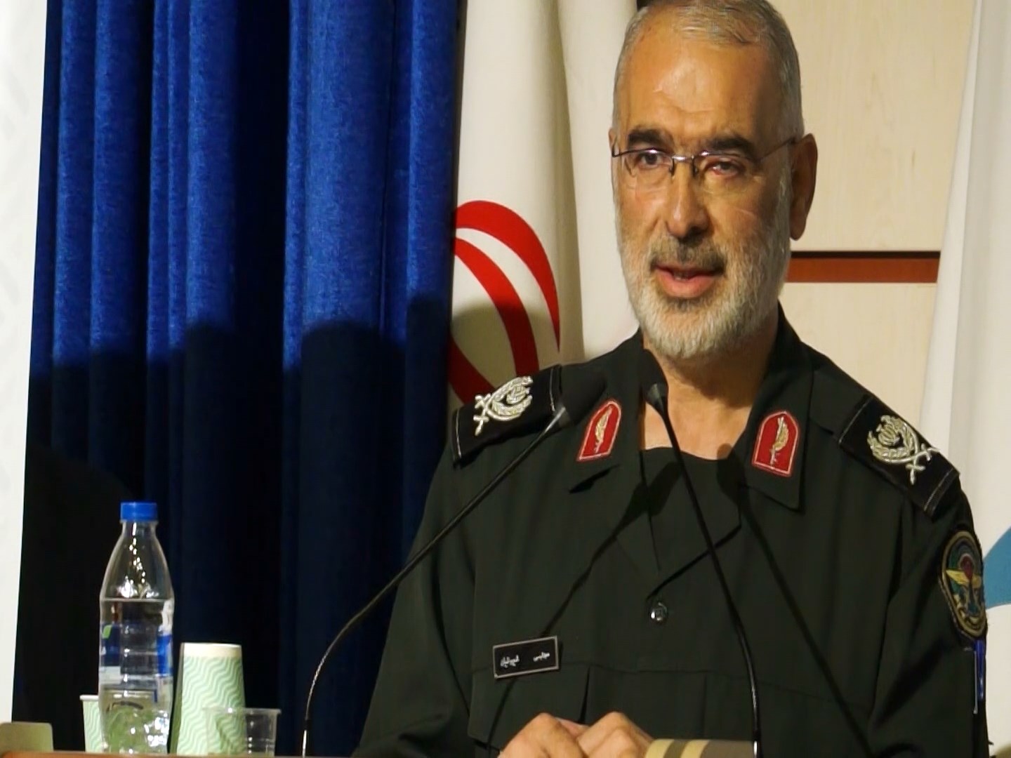 نقش موثر اساتید دفاع مقدس در بیانیه گام دوم انقلاب