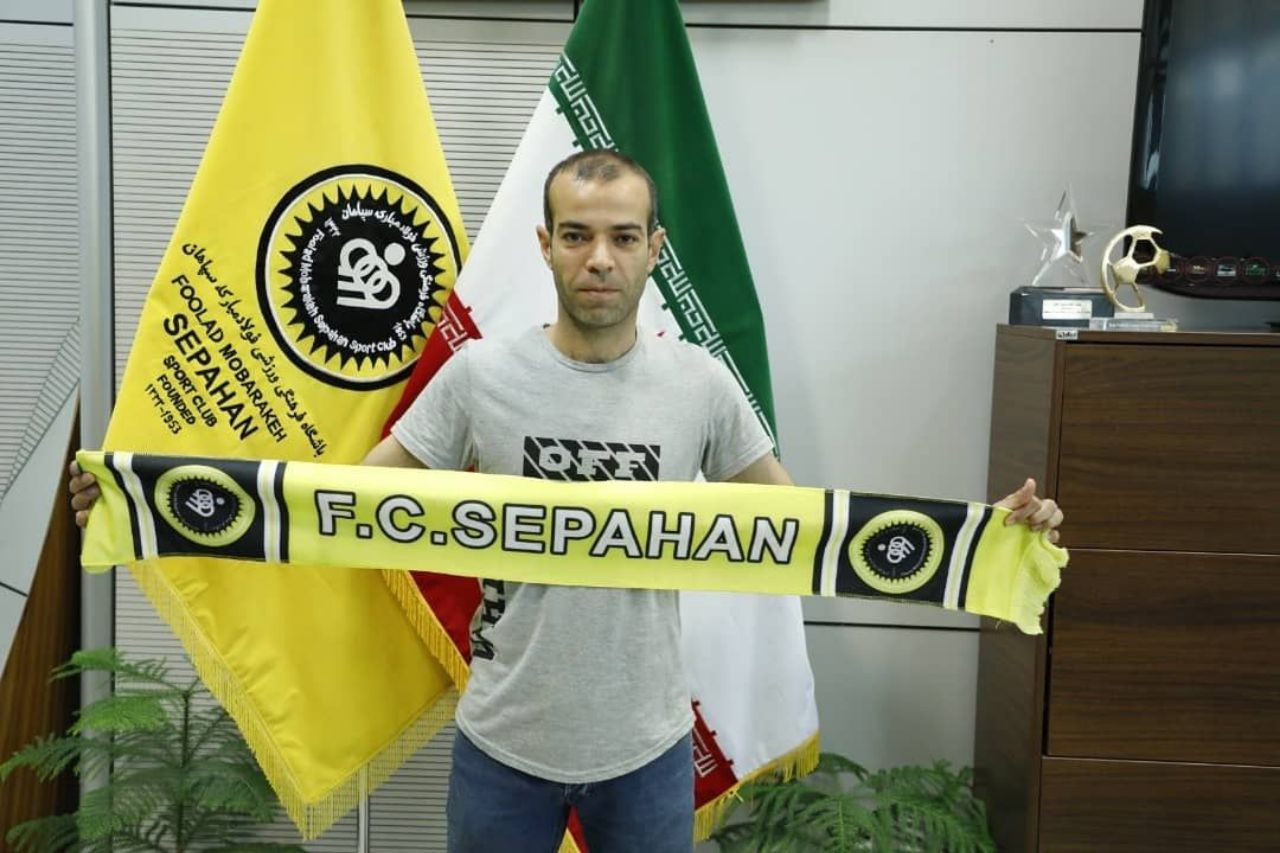 تمدید قرارداد رسول نویدکیا با سپاهان تمدید قرارداد رسول نویدکیا با سپاهان