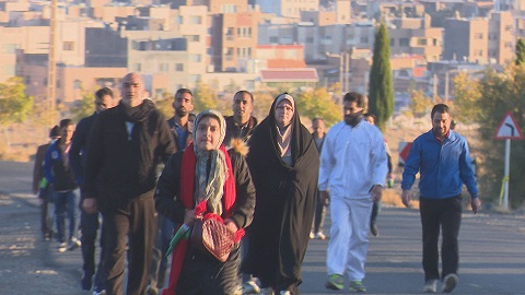 پیاده روی خانوادگی در بیرجند