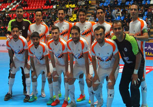 آذرخش کام شاهین را تلخ کرد آذرخش کام شاهین را تلخ کرد