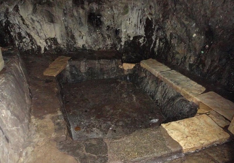 مرمت حمام سنگی هزار ساله در گیوی