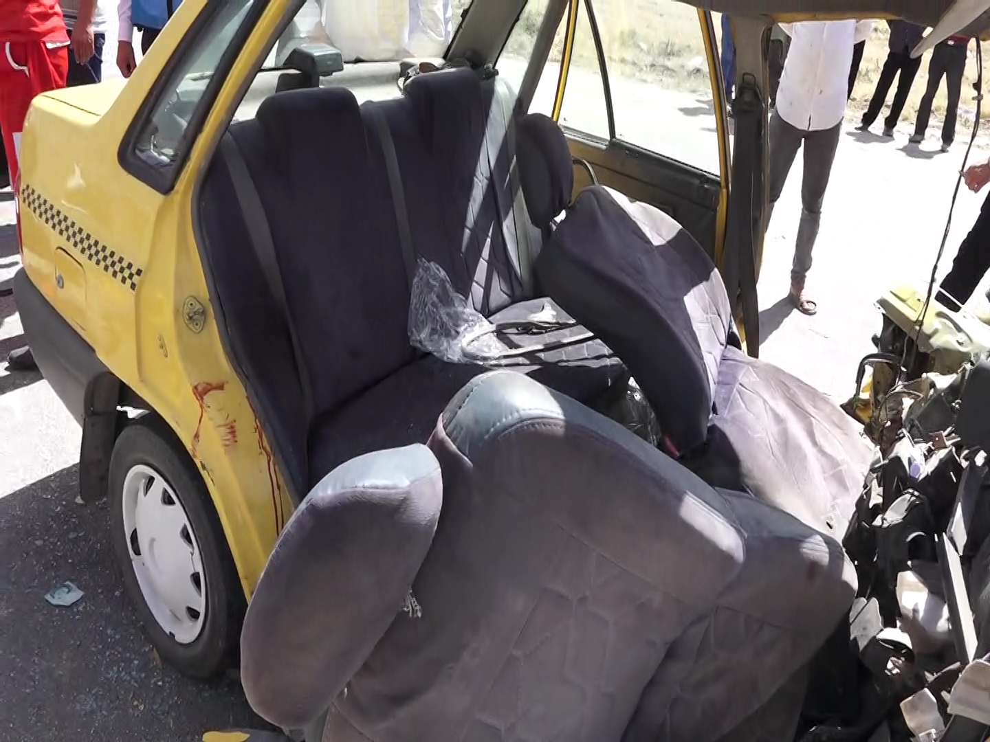 ۱۰نفر کشته و زخمی در تصادف دو دستگاه پراید