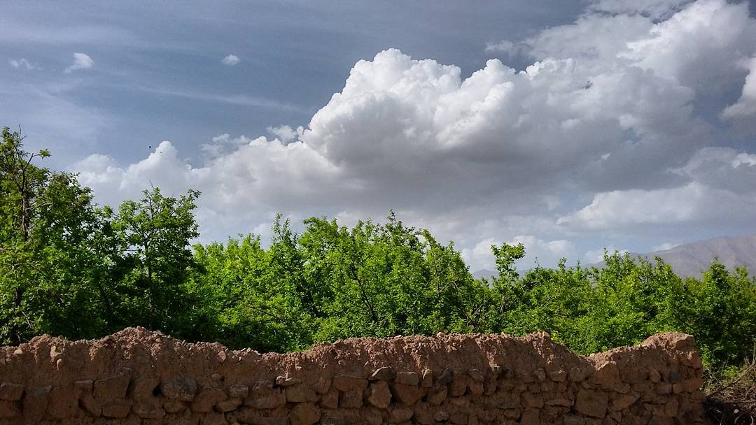 آسمان فارس کمی ابری همراه با افزایش ابر