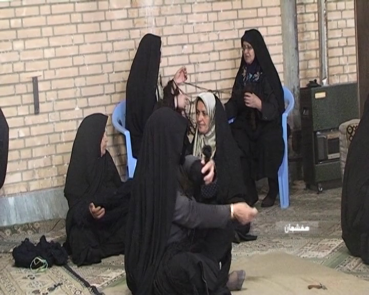 گشایش دومین کارگاه قالی بافی عتبات عالیات در هفشجان+فیلم