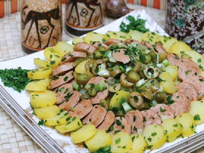 بفرمایید سالاد سیب زمینی رژیمی!