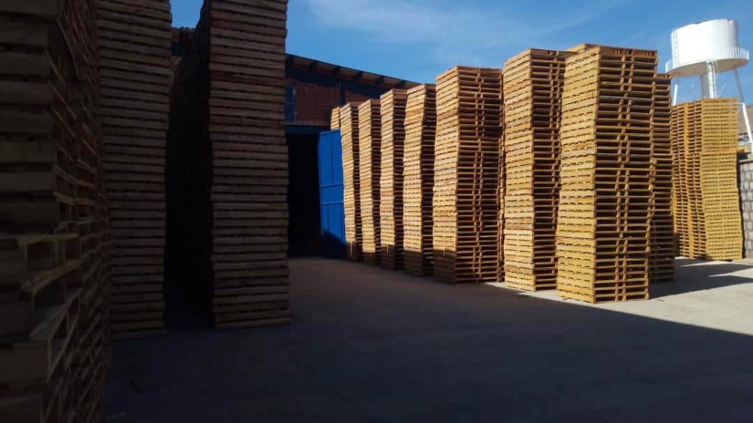 برچسب خارجی بر دسترنج باغدار ایرانی