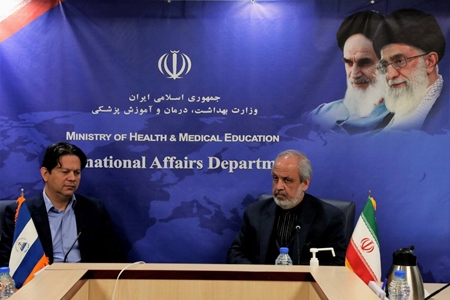 دیدار سفیر نیکاراگوئه با دستیار ویژه وزیر و مدیرکل همکاری‌های بین الملل وزارت بهداشت