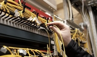 عذرخواهی شرکت «ارتباطات زیرساخت» به دلیل قطعی امروز اینترنت