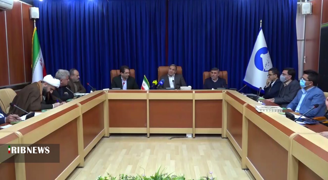 تزریق شادی و نشاط معنوی به جامعه با تبیین دستاورد‌های انقلاب