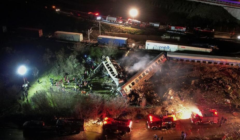 برخورد مرگبار دو قطار در یونان+ تصاویر