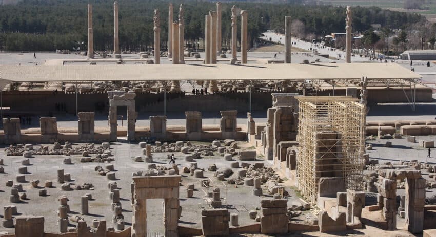 تخت جمشید شیراز؛ میراثی جهانی با شگفتیهای بیپایان تخت جمشید شیراز؛ میراثی جهانی با شگفتیهای بیپایان