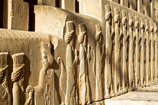 تخت جمشید شیراز؛ میراثی جهانی با شگفتیهای بیپایان تخت جمشید شیراز؛ میراثی جهانی با شگفتیهای بیپایان