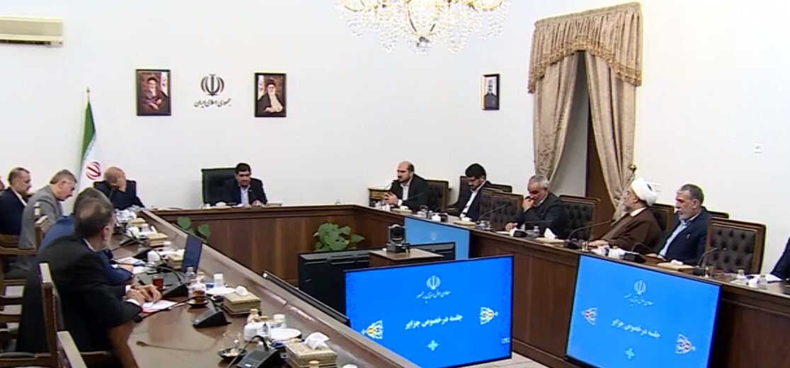 دولت نگاه ویژه ای به توسعه و عمران جزایر ایرانی دارد دولت نگاه ویژه ای به توسعه و عمران جزایر ایرانی دارد