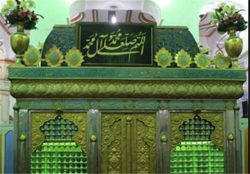 دهم ذیالقعده روز بزرگداشت سبزقبا (ع) دهم ذیالقعده روز بزرگداشت سبزقبا (ع)