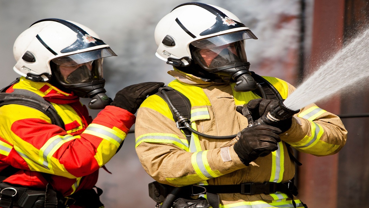 مهار آتش سوزی گسترده منزل مسکونی در اندیمشک