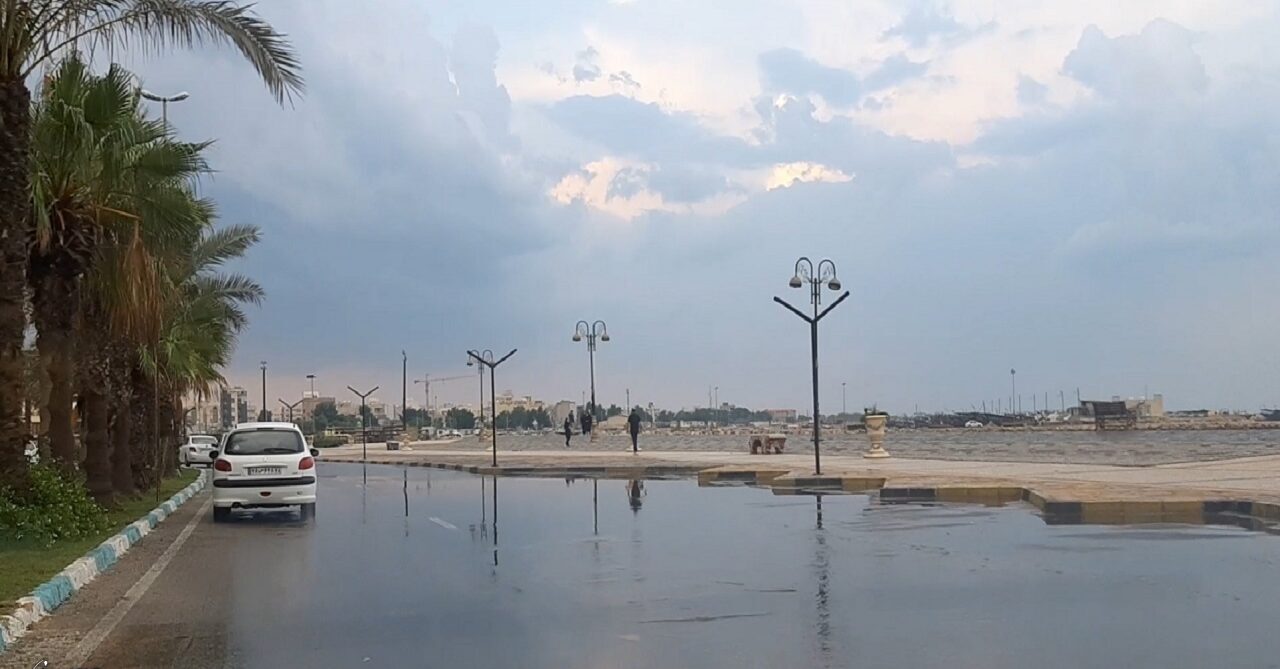 فعالیت سامانه بارشی در بوشهر ادامه دارد