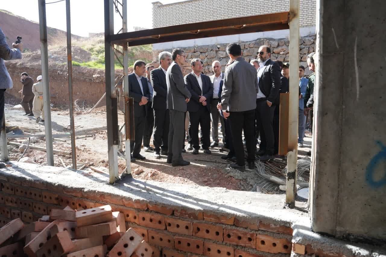 بازدید استاندار آذربایجان‌غربی از طرحهای محرومیت زدایی در مهاباد