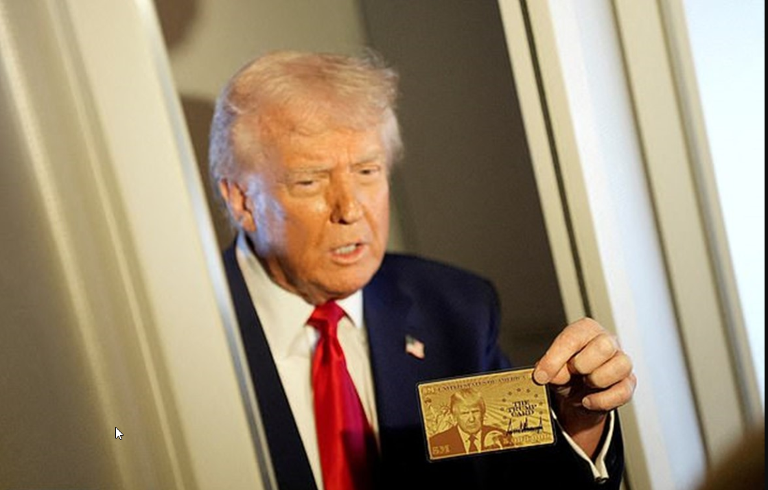 ادعای ترامپ؛ نخست وزیر انگلیس از تعرفه‌های آمریکا خوشحال است