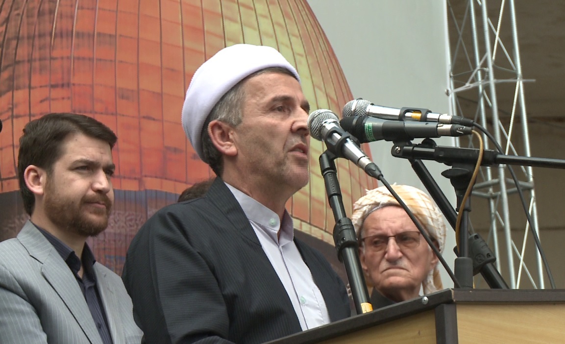 بیت المقدس محور اتحاد و همبستگی مسلمانان و همه آزادیخواهان جهان بیت المقدس محور اتحاد و همبستگی مسلمانان و همه آزادیخواهان جهان