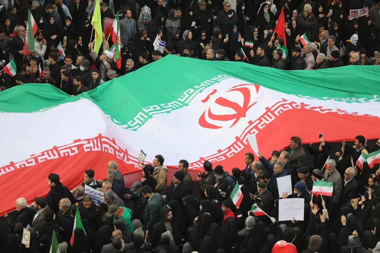 برگزاری پویش پرچم و سرود ملی در البرز