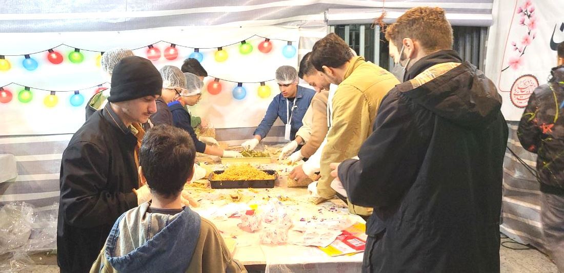 پخت و توزیع بیش از ۱۰۰ هزار وعده غذای گرم در شهر فومن