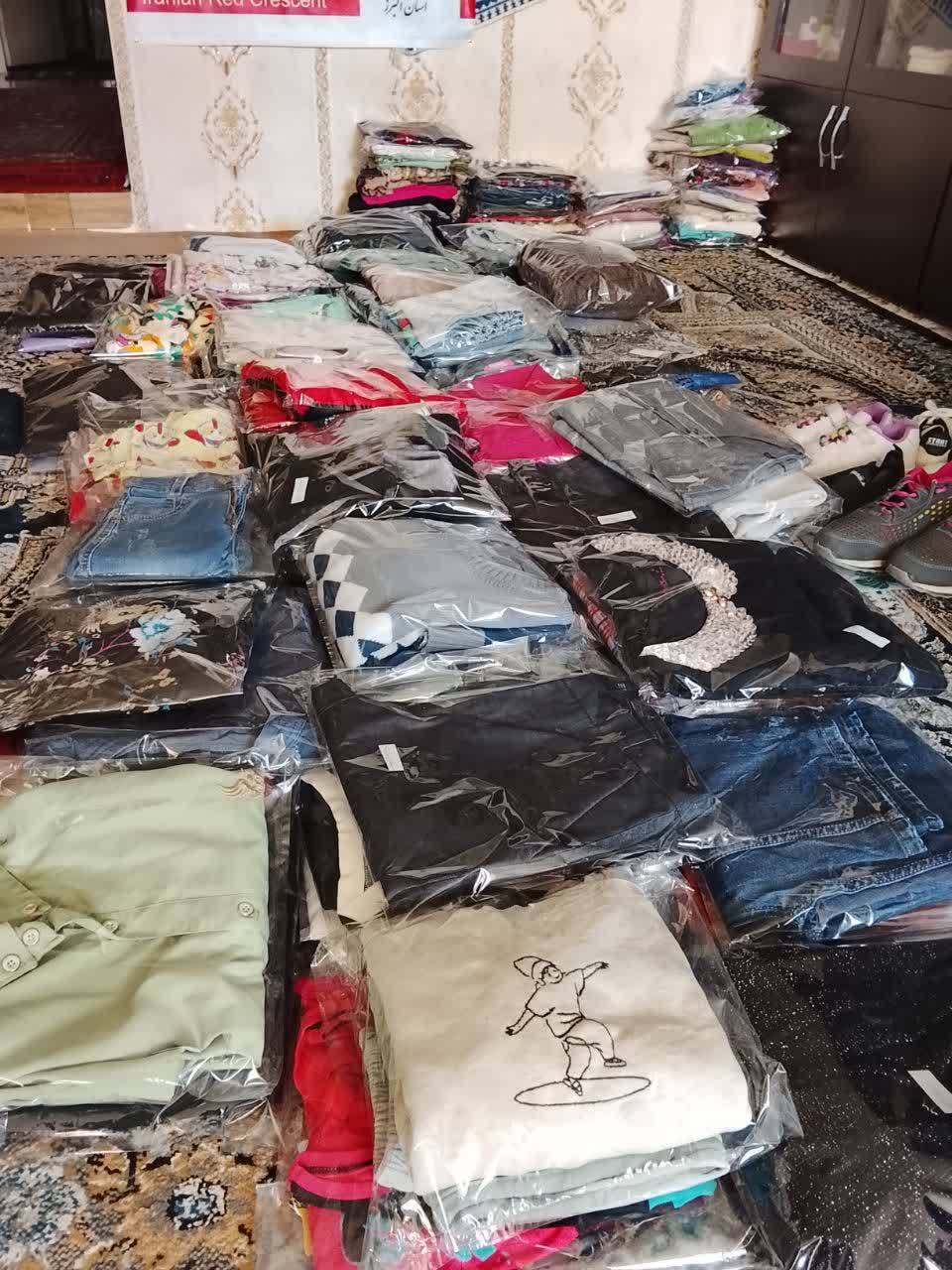 اهدا البسه گرم به ۱۲۰ دانش آموز مناطق کم برخوردار فردیس