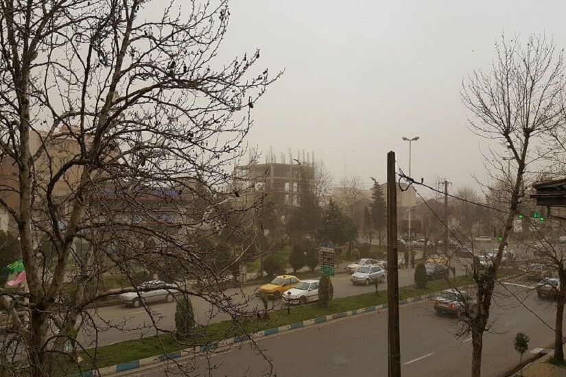 تندباد ۹۴ کیلومتر بر ساعت جنوب آذربایجان غربی را درنوردید؛ هشدار درباره کاهش دید و گردوخاک